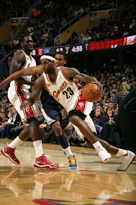 lebron james nba 100202 cle vs mem 03 LeBron and Co. Still #1 in the NBA. Cavaliers Win Nine in a Row.
