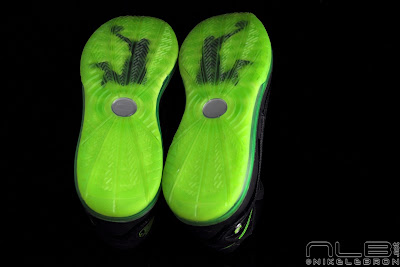 Air Max LeBron VII Black/Electric Green aka Dunkman Showcase lebron7 black dunkman 48 web Air Max LeBron VII Black/Electric Green aka Dunkman Showcase