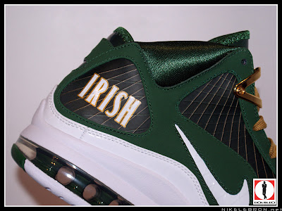 nike air max lebron 7 pe svsm away 3 02 Air Max LeBron VII (7) SVSM Away Player Exclusive Showcase