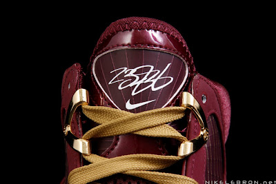 Nike Air Max LeBron VII CTK Away Version Available at Kix files nike air max lebron 7 pe christ the king away 5 03 Nike Air Max LeBron VII CTK Away Version Available at Kix files