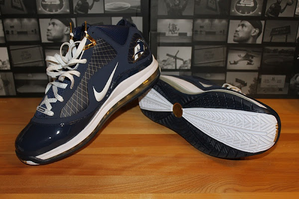 After the Drop Nike Air Max LeBron VII 8220Akron Zips8221 Close Ups