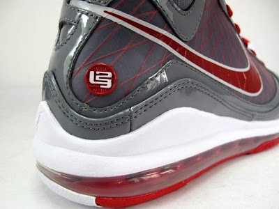 Releasing Now: 393320 002 Grey / Red OSU Nike LeBron VII TB nike air max lebron 7 gr grey white red 2 04 Releasing Now: 393320 002 Grey / Red OSU Nike LeBron VII TB