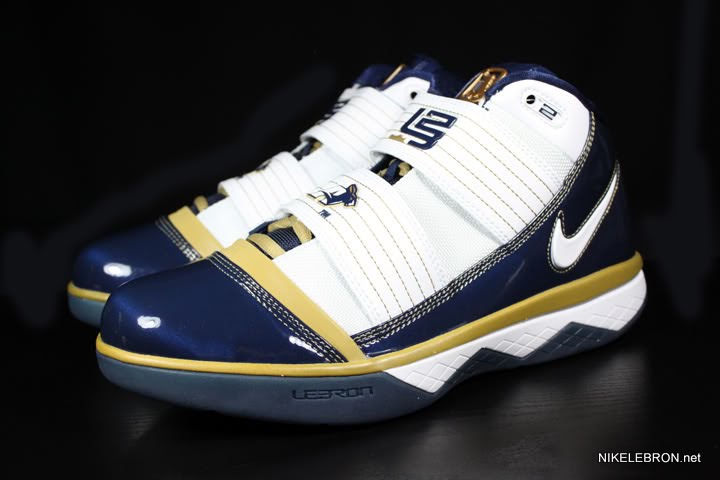 nike zoom lebron soldier 3