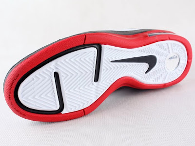 nike air max lebron 7 low gr white black red 1 10 Nike LeBron VII Low White/Black/Red General Release Version