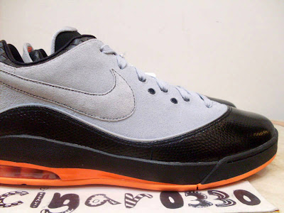 Nike Air Max LeBron VII Low Wolf Grey/Total Orange White Sample nike air max lebron 7 low ss grey orange white 1 04 Nike Air Max LeBron VII Low Wolf Grey/Total Orange White Sample