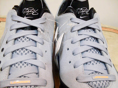 Nike Air Max LeBron VII Low Wolf Grey/Total Orange White Sample nike air max lebron 7 low ss grey orange white 1 12 Nike Air Max LeBron VII Low Wolf Grey/Total Orange White Sample