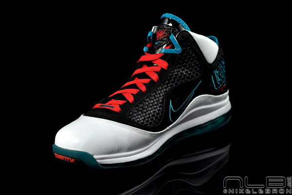 Nike Air Max LeBron VII 7 Red Carpet in High Definition