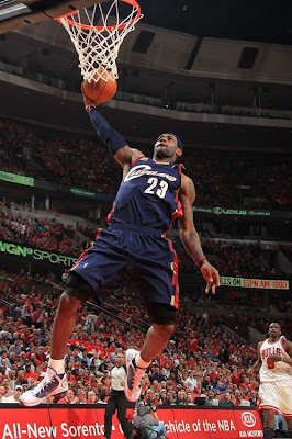 timeline 100422 nba lebron7 ps whtnav 2009 10 Timeline