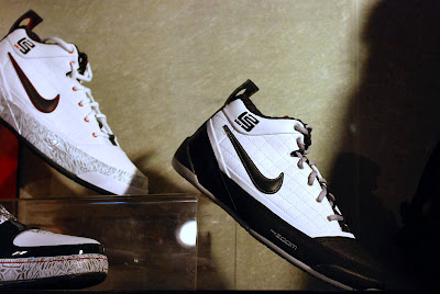 Less limited United We Rise ZL6 Premiere in Hong Kong nike zoom lebron 6 pe olympic united we rise 11 03 Less limited United We Rise ZL6 Premiere in Hong Kong