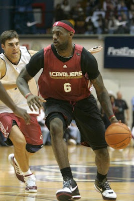 timeline 081004 nba lebron6 bwr 1 2008 09 Timeline