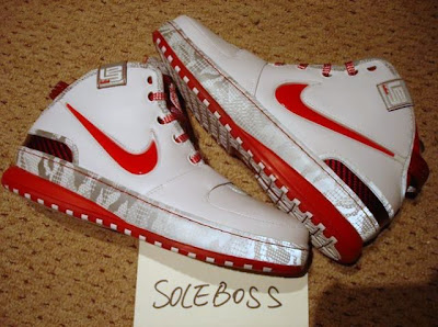 nike zoom lebron 6 gr white crimson grey 3 14 Ohio State in Disguise   Secret Meaning of Zoom LeBron VI Home Edition