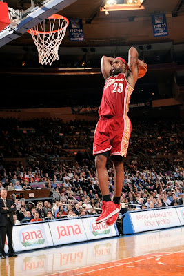 timeline 081125 nba lebron6 bigapple 2008 09 Timeline
