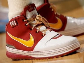 timeline 081203 shoe lebron6 hwc 2008 09 Timeline