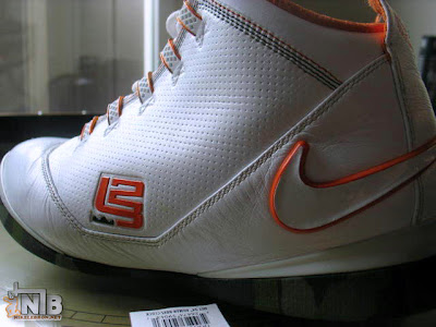 Zoom Soldier II White Orange Camo Unreleased Sample lbj soldier ii ss white orange1 05 Zoom Soldier II White Orange Camo Unreleased Sample