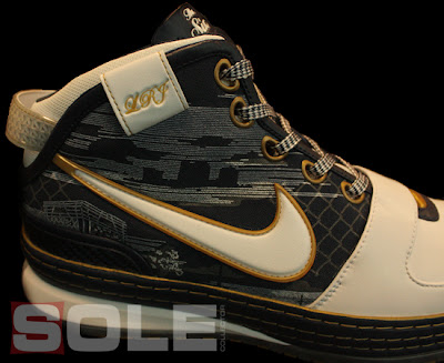 Detailed Look at the University of Akron Zoom LeBron VI nike zoom lebron 6 pe akron 2 03 Detailed Look at the University of Akron Zoom LeBron VI