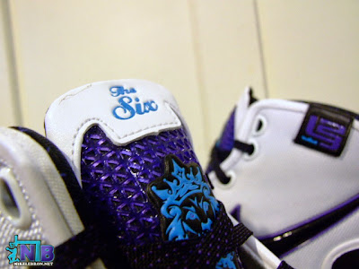 Summit Lake Hornets Zoom LeBron VI New Photos nike zoom lebron 6 pe summit lake hornets 2 09 Summit Lake Hornets Zoom LeBron VI New Photos