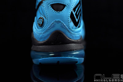 Nike Air Max LeBron VII NBA All Star Game Exclusive Showcase lebron7 all star 33 web Nike Air Max LeBron VII NBA All Star Game Exclusive Showcase