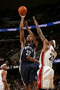 King James and Dwyane Wade Put on a Show To Remember in Miami lebron james nba 090224 cle vs mem 04 King James and Dwyane Wade Put on a Show To Remember in Miami