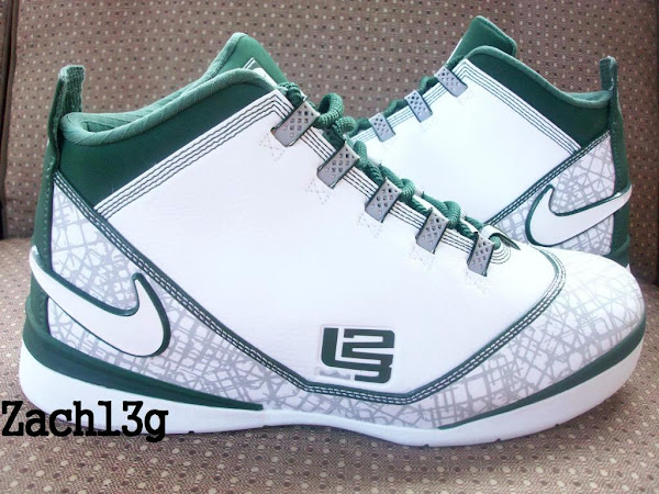 Nike Zoom LeBron Soldier II TB White Green Sales Sample
