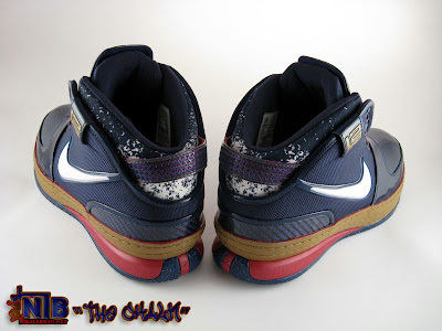 Nike Zoom LeBron James VI Chalk Edition Showcase lebron6 the chalk 14 web Nike Zoom LeBron James VI Chalk Edition Showcase