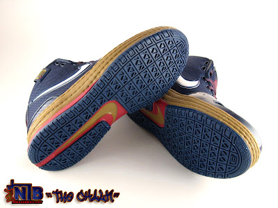 Nike Zoom LeBron James VI Chalk Edition Showcase lebron6 the chalk 21 web Nike Zoom LeBron James VI Chalk Edition Showcase
