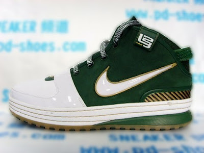 Nike Zoom LeBron VI SVSM Away Alternate Heel Tab nike zoom lebron 6 pe svsm third 6 01 Nike Zoom LeBron VI SVSM Away Alternate Heel Tab