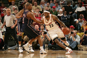 lebron james nba 090325 cle vs njn 04 LeBron Best in March. Cavaliers Lose Two Straight.