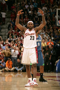 lebron james nba 090327 cle vs min 03 LeBron Best in March. Cavaliers Lose Two Straight.