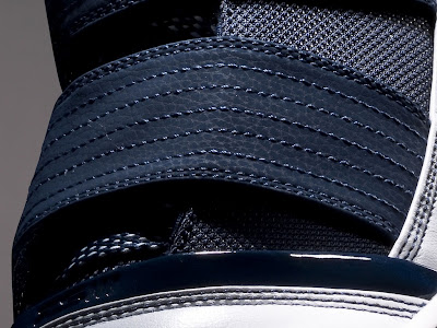 nike zoom soldier 3 gr white navy red 2 09 Coming in June... White and Navy Nike Zoom Soldier 3