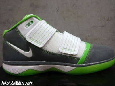 Part Two... Second Look at the Dunkman Nike Soldier 3 w/3M nike zoom soldier 3 gr dunkman 2 05 Part Two... Second Look at the Dunkman Nike Soldier 3 w/3M
