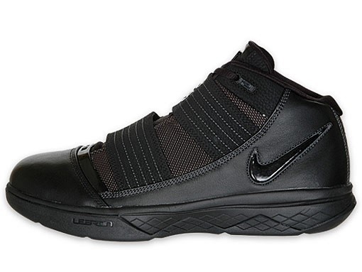 Nike Zoom Soldier III Triple Black Available at Finishline