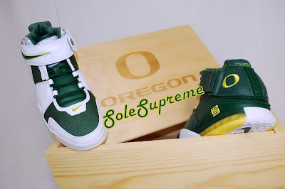 nike zoom lebron 2 pe oregon set 1 01 Throwback Thursday: Nike Zoom LeBron II Oregon Ducks PEs Set