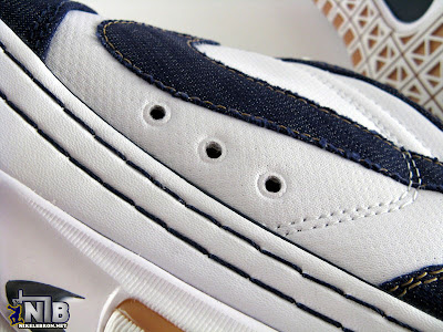 Nike Zoom LeBron VI Low White / Navy / Light Brown Denim lebron6 low navy denim 29 web Nike Zoom LeBron VI Low White / Navy / Light Brown Denim