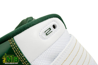 nike zoom soldier 3 pe svsm home 4 06 Detailed Look at the SVSM Nike Zoom LeBron Soldier III Irish