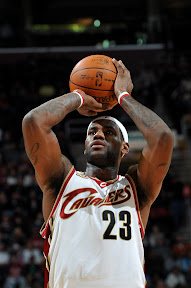 lebron james nba 091031 cle vs cha 11 LeBron and the Cavs Win Two in a Row. LBJ Wears the Piano AML7.