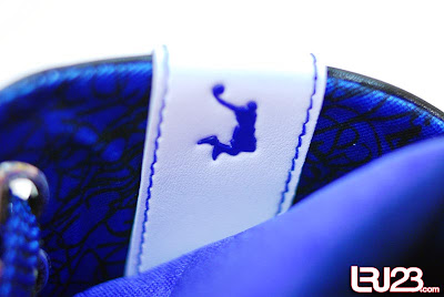 nike zoom lebron 6 ss black royal 2 02 Unreleased Sample Version of the Zoom LeBron VI (Black/Royal)