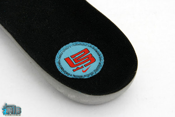 Max LeBron VII 8220Red Carpet8221 Available Online at Nikestorecom