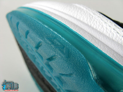 lebron7 red carpet 37 web Air Max LeBron VII Red Carpet Showcase. New Pairs at Citysole.