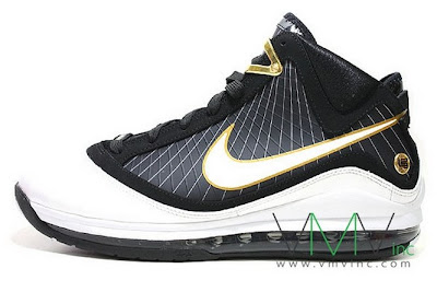 Upcoming Nike Air Max LeBron VII Black/White/Gold New Pics | NIKE LEBRON -  LeBron James Shoes