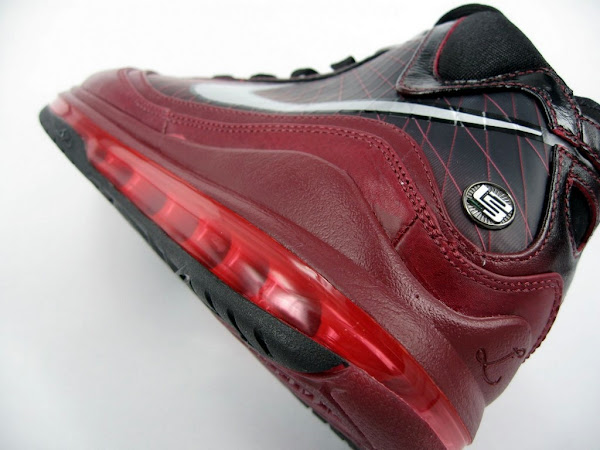 Final Preview of the Christmas Air Max LeBron VII 20 Mark Up