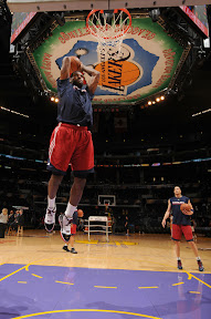 lebron james nba 091225 cle at lal 01 LeBron, Cavs Shine in Rout of Kobe, Lakers. LBJ Debuts the Xmas VII.