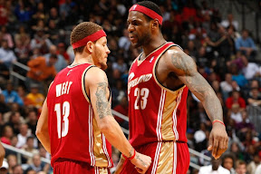 lebron james nba 091229 cle at atl 27 King James Debuts Black/White/Gold LBJ7 as Cavs Sink Hawks