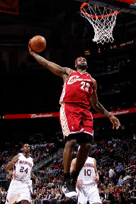 lebron james nba 091229 cle at atl 29 King James Debuts Black/White/Gold LBJ7 as Cavs Sink Hawks