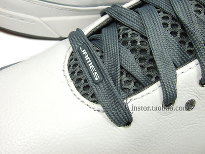 nike air max lebron 7 low gr white black orange 2 06 Nike LeBron VII Low 395717 103 White/Cool Grey Team Orange