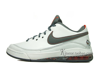 nike air max lebron 7 low gr white black orange 2 08 Nike LeBron VII Low 395717 103 White/Cool Grey Team Orange