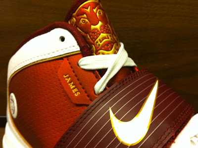 Nike Zoom Soldier IV Christ the King Limited Edition New Pics nike zoom soldier 4 pe ctk home 4 06 Nike Zoom Soldier IV Christ the King Limited Edition New Pics