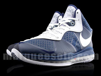 nike air max lebron 8 v2 navy white 2 01 Nike Air Max LeBron 8 V2 Navy/White/Silver New Images