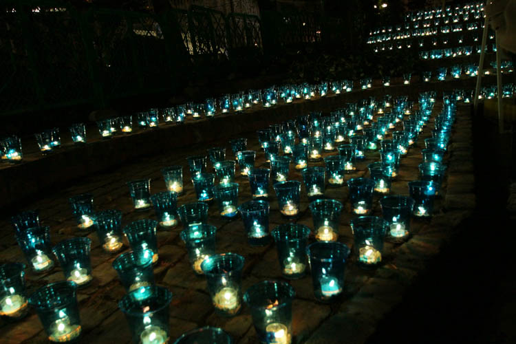 [2009 Kobe Luminarie Candles_6349.jpg]