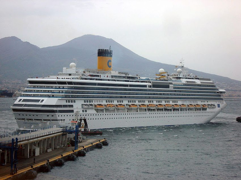 Costa Concordia Napels 27 april 2009