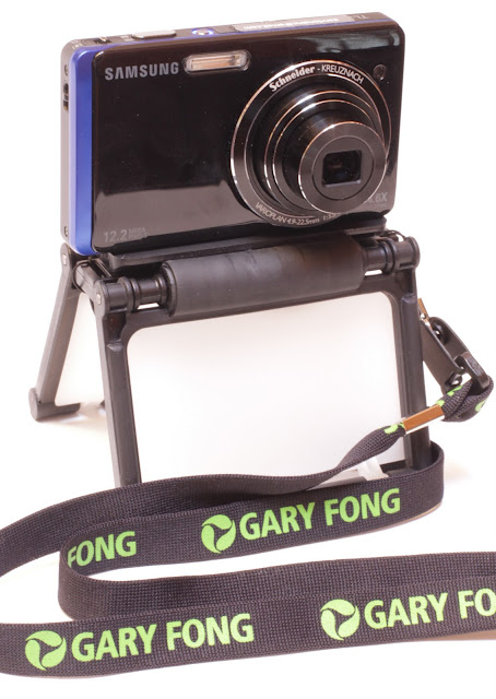 Gary Fong Flip Cage (Tabletop Position)